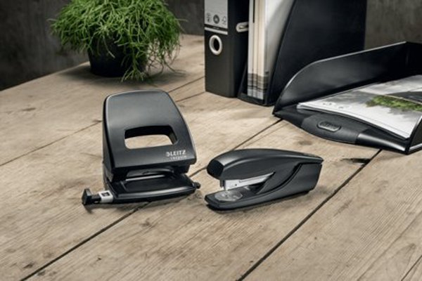 Leitz NeXXt Recycle Διατρητικό Μηχάνημα 30 Φύλλων, Μεταλλικό, Μαύρο