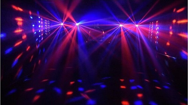 LIGHT4ME Φωτιστικό LED DERBY PAR комплект φωτισμού