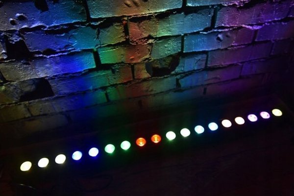 Light4me Επαγγελματικός Προβολέας Φωτισμού LED RGBW Με Τηλεχειριστήριο (EAN: 5907780140764)