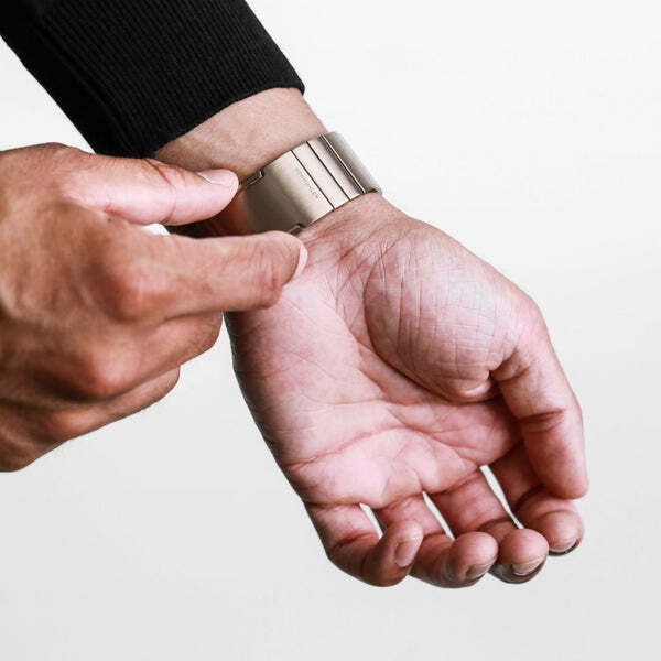 Link Bracelet Pro Stainless Steel 42 | 44 | 45 | 46 | 49mm One Size - Sunset Gold