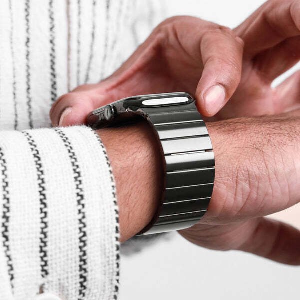 Link Bracelet Pro Stainless Steel 38 | 40 | 41 | 42mm One Size - Granite Gray