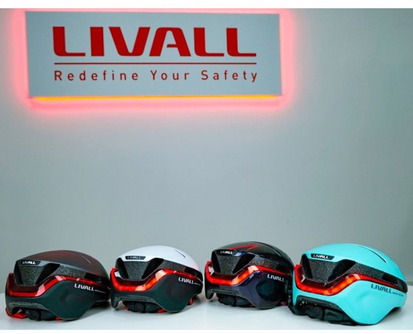 Livall EVO21 Έξυπνο Κράνος για Ηλεκτρικό Σκούτερ & Ποδήλατο με LED Φώτα, Ανίχνευση Πτώσης, Μαύρο, Μέγεθος L (58-62cm)
