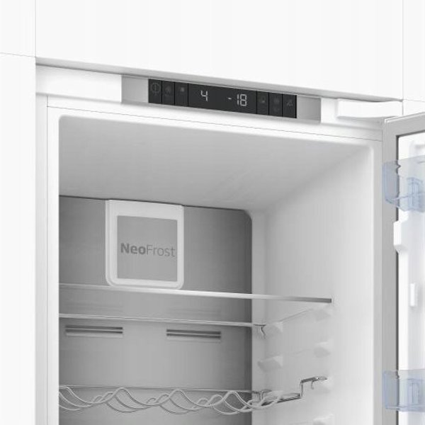 Beko BCNA 306E4ZSN Εντοιχιζόμενο Ψυγείο No-Frost, 4 Αστέρων, 2 Θερμοστάτες, Πλάτος 54cm