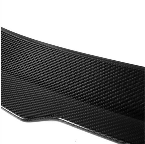 Lotka BMW 8 G16 F93 Lip Carbon
