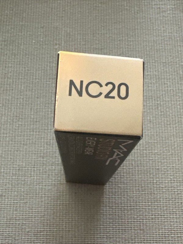 MAC, Studio Fix Every-Wear, Corrective, Liquid Concealer, NC20, 12 ml For Women