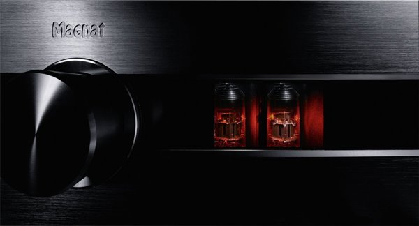 Magnat Wzmacniacz stereo MA-900 Black
