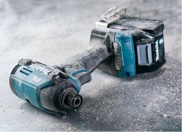 Makita ZAKRETARKA UDAROWA 40,0 V 210Nm TD003 GZ XGT MAKITA