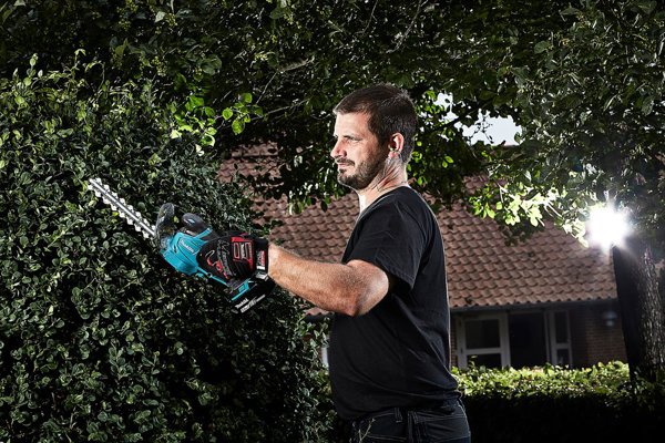 Makita Makita DUM604RFX1 cordless grasscutter