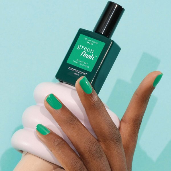 MANUCURIST_Green Flash Led Gel Nail Lacquer lakier do paznokci Brazil 15ml