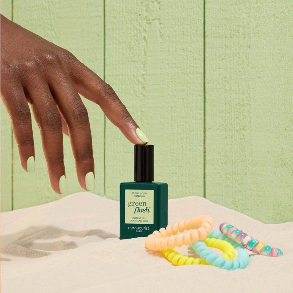 MANUCURIST_Green Flash Led Gel Nail Lacquer lakier do paznokci Pistachio 15ml