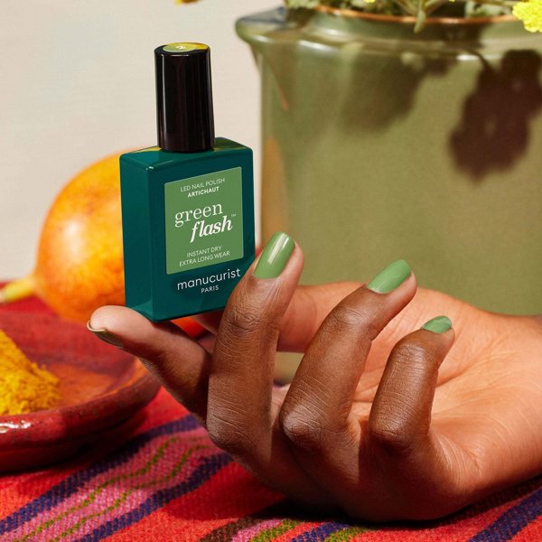MANUCURIST_Green Flash Led Gel Nail Lacquer lakier do paznokci Atrichaut 15ml
