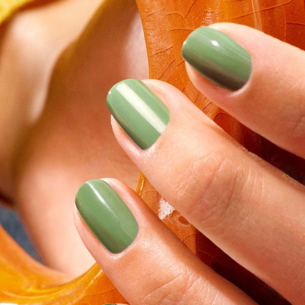 MANUCURIST_Green Flash Led Gel Nail Lacquer lakier do paznokci Atrichaut 15ml