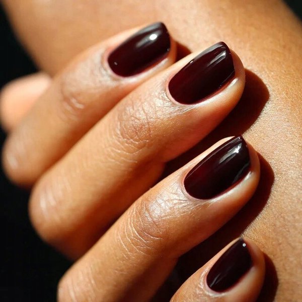 MANUCURIST_Green Flash Led Gel Nail Lacquer lakier do paznokci Aubergine 15ml
