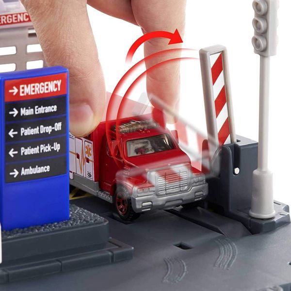Matchbox   Prawdziwe Przygody Zestaw startowy Helikopter ratunkowy GVY82_GVY83