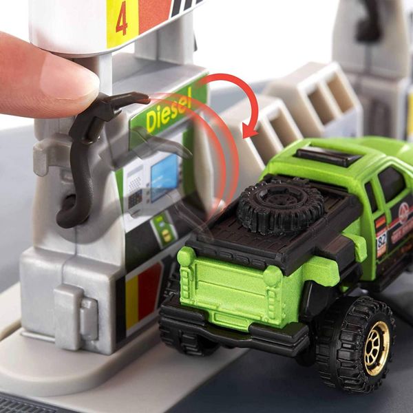 Matchbox  Prawdziwe Przygody Zestaw startowy Stacja benzynowa GVY82_GVY84
