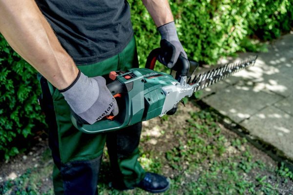 Metabo Metabo HS 18 LTX BL 55 Cordless Hedgecutter