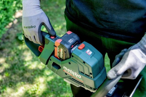 Metabo Metabo HS 18 LTX BL 55 Cordless Hedgecutter
