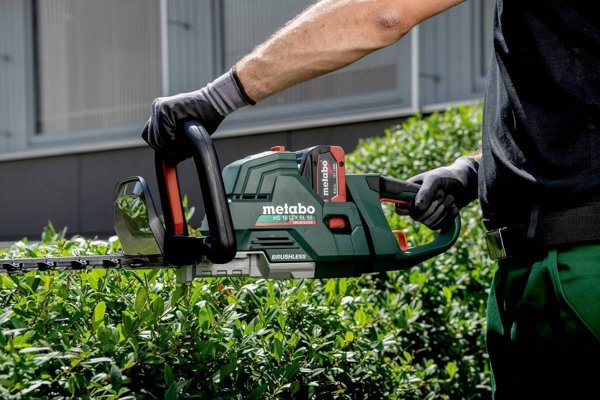 Metabo Metabo HS 18 LTX BL 55 Cordless Hedgecutter