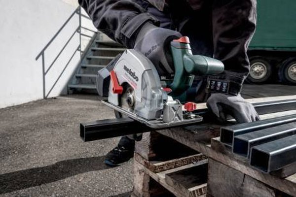 Metabo MKS 18 LTX BL 58 Akku-Metall-Handkreissäge