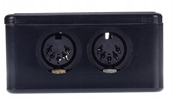 MIDI SOLUTIONS MIDI Solutions- Programmable Output Selector