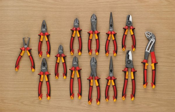Milwaukee MILWAUKEE CABLE CUTTING PLIERS max 12mm.