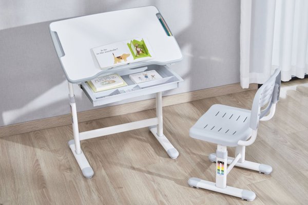 Mozos DC-SET Εργονομικό Σετ Παιδικού Γραφείου και Καρέκλας με Ρυθμιζόμενο Ύψος και Κλίση, 664x474 mm