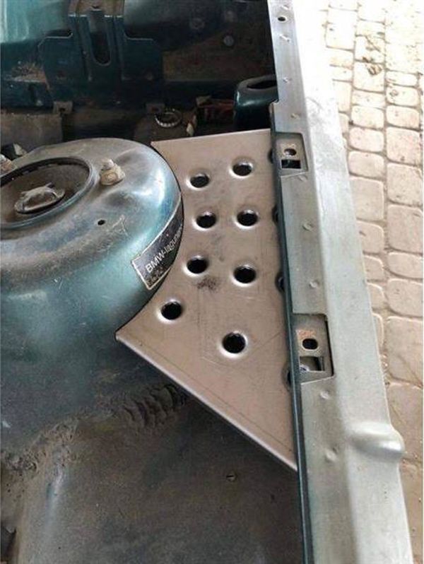 Mtuning A Ενίσχυση αμαξώματος για υποδοχές, δοκός σκληρότητας πλευρών E30