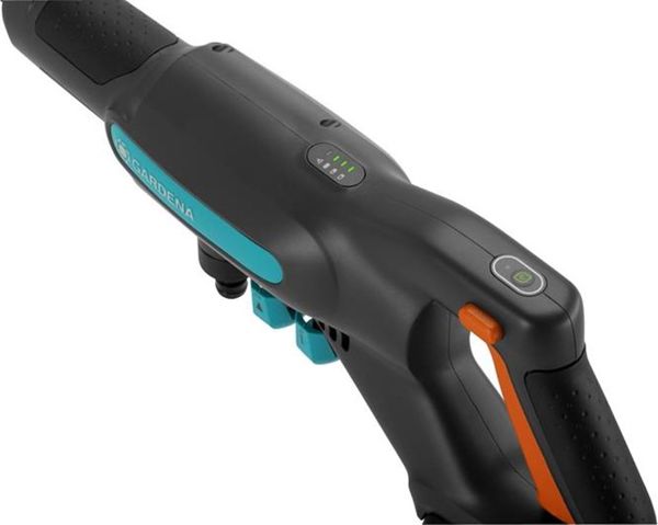 Πλυστικό μηχάνημα υψηλής πίεσης GARDENA AquaClean 24/18V P4A