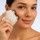 NENO BEAUTY NAYA Masiasser prosopou me texnologia EMS kai thermoterapeia