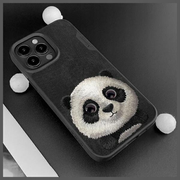 Nimmy θήκη iPhone 15 Pro 6.1" μαύρο/μαύρο Big Eyed Pet 2.0 Panda