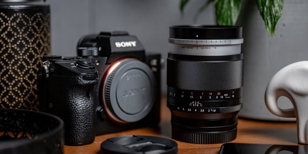 Obiektyw Voigtlander Portrait Heliar 75 mm f/1,8 do Sony E