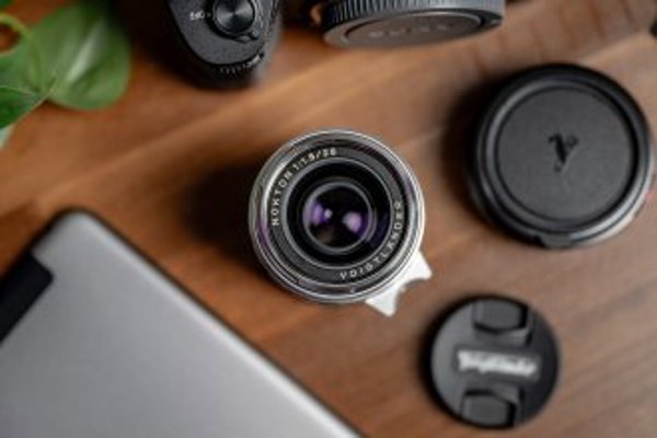 Obiektyw Voigtlander Nokton II Vintage Line 28 mm f/1,5 do Leica M - srebrny
