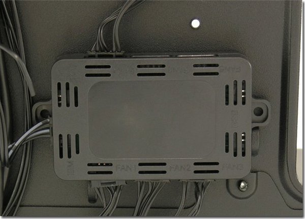 Κουτί LC-Power Rambot RGB (LC-998B-ON)
