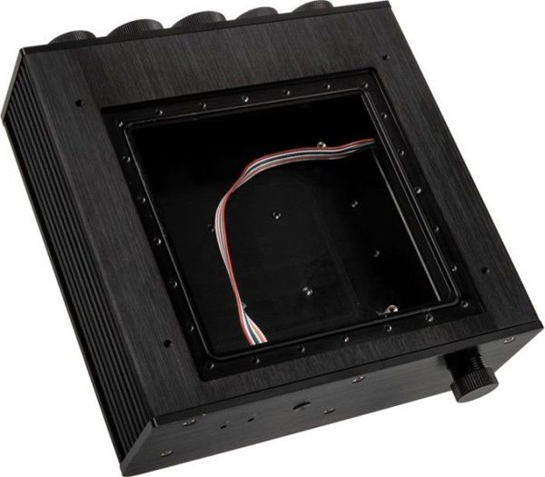 Akasa Pascal PX Κουτί Υπολογιστή IP65 - Αδιάβροχο & Ανθεκτικό στη Σκόνη (A-NUC56-M1B)