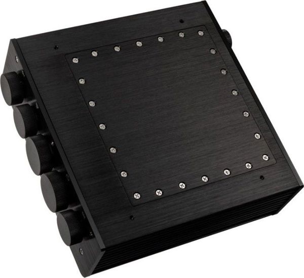 Akasa Pascal PX Κουτί Υπολογιστή IP65 - Αδιάβροχο & Ανθεκτικό στη Σκόνη (A-NUC56-M1B)