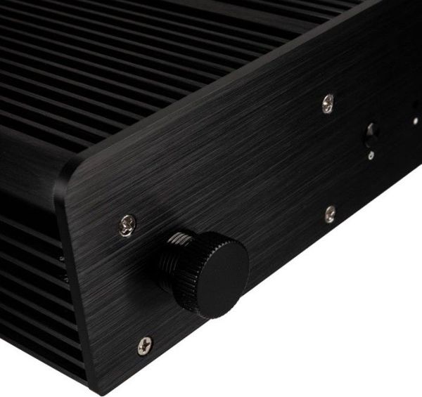 Akasa Pascal PX Κουτί Υπολογιστή IP65 - Αδιάβροχο & Ανθεκτικό στη Σκόνη (A-NUC56-M1B)