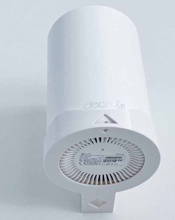 OEM TP-Link D-XE75 Držák na stěnu pro DECO XE75/X50-DSL/X50-4G/PX50, bílý (1ks)