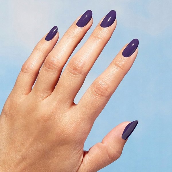 OPI Nature Strong Lacquer A Great Fig World 15 ml