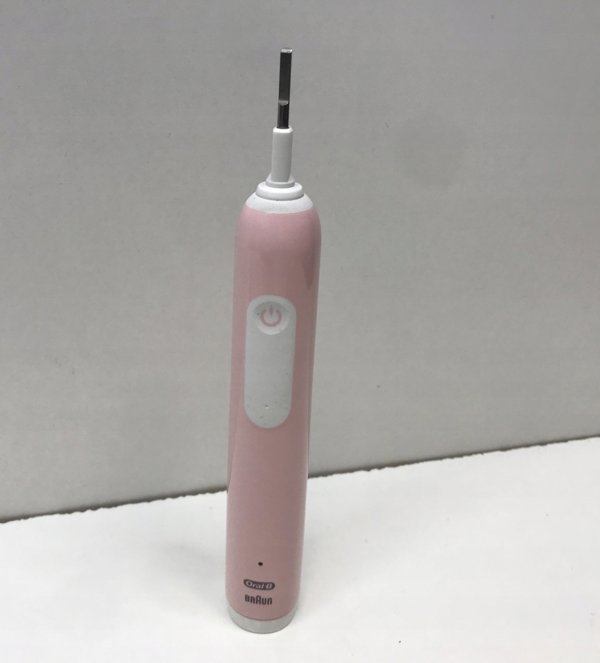 Oral-B Pro Series 1 electric toothbrush, pink