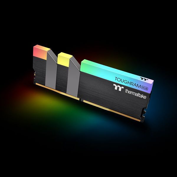 Μνήμη Thermaltake Toughram RGB, DDR4, 16 GB, 4400MHz, CL19 (R009D408GX2-4400C19A)