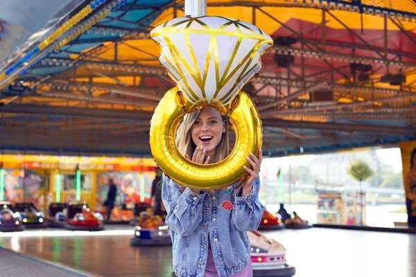 PartyDeco Μπαλόνι Foil Δαχτυλίδι Αρραβώνα, Διακοσμητικό, 60x95cm, Μίγμα Χρωμάτων