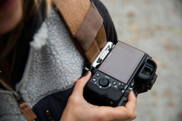 Peak Design Capture Camera Clip V3 - Βάση Φωτογραφικής Μηχανής με Τυπική Πλάκα - Ασημί