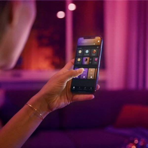 Philips Hue White Filament G93 E27 7W Έξυπνη Λάμπα LED Dimmerable
