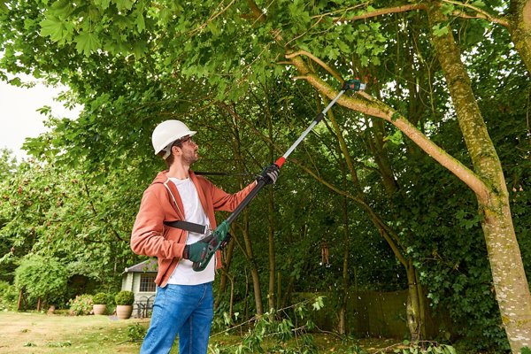 Bosch UniversalChainPole 18 Τηλεσκοπικό Αλυσοπρίονο Μπαταρίας 18V, Λάμα 20cm, 06008B3100