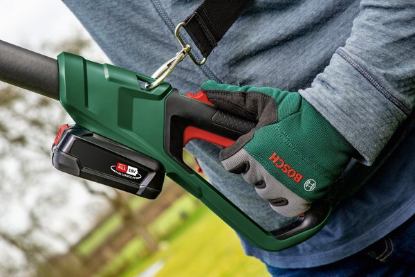 Bosch UniversalChainPole 18 Τηλεσκοπικό Αλυσοπρίονο Μπαταρίας 18V, Λάμα 20cm, 06008B3100