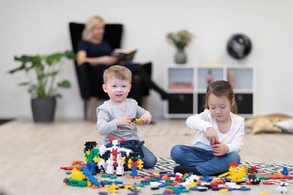Plus Plus Τουβλάκια Big Basic EDU, Εκπαιδευτικά Παιχνίδια Κατασκευών, 400 Τεμάχια, 5 cm