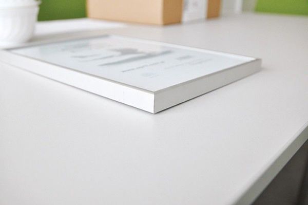 Κορνίζα Αλουμινίου Q-Connect, 500x700mm, Με Διάφανο Κάλυμμα και Στήριγμα Ανάρτησης