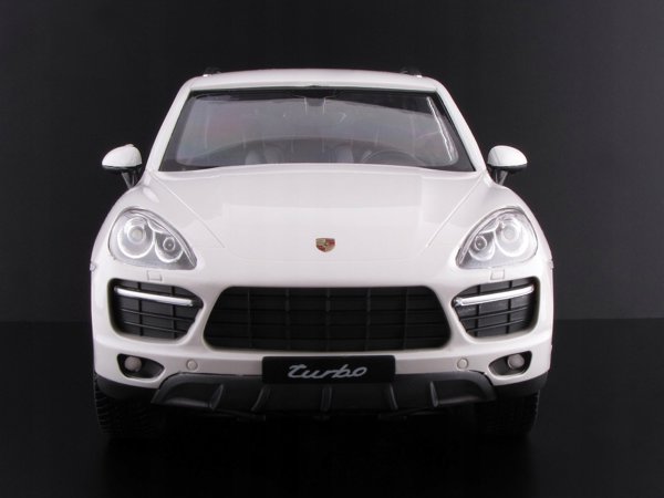 Rastar Auto na radio Porsche Cayenne Turbo 1:14 42900