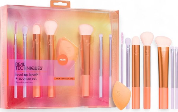 REAL TECHNIQUES SET Level Up Brush and Sponge σετ 7 πινέλα και σφουγγάρι μακιγιάζ