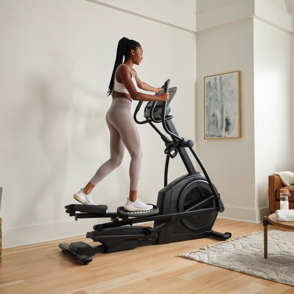 Rower eliptyczny programowany NordicTrack AirGlide LE z wyswietlaczem LCD